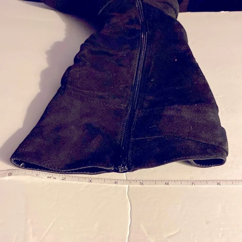 UNR8ED Skarlette Slouch Boots, NWOT,Riding, Faux Suede, Full Zip,Sz 7.5, Neutral